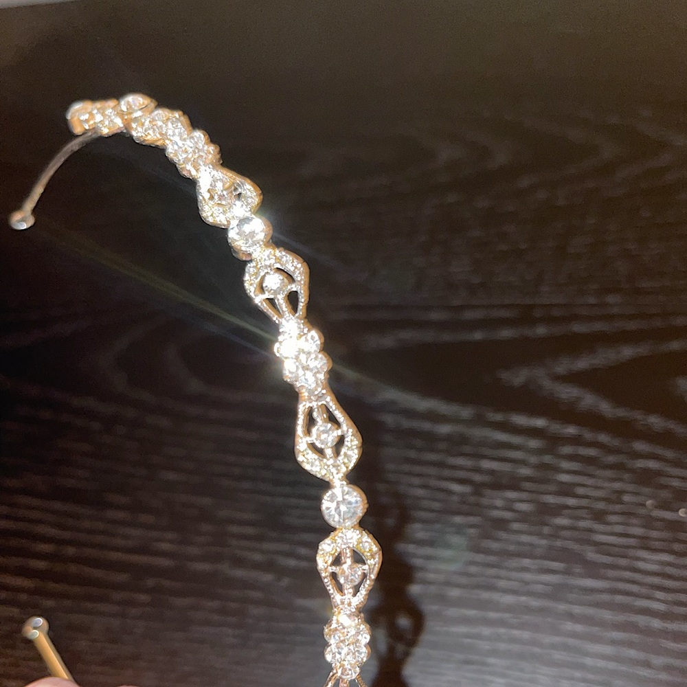 Bel Aire Bridal silver and rhinestone headband for wedding - Picture 2 of 7